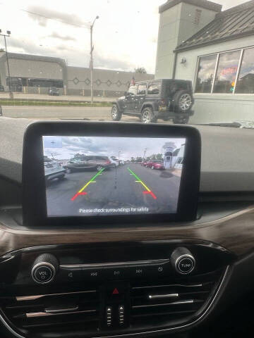2020 Ford Escape Titanium