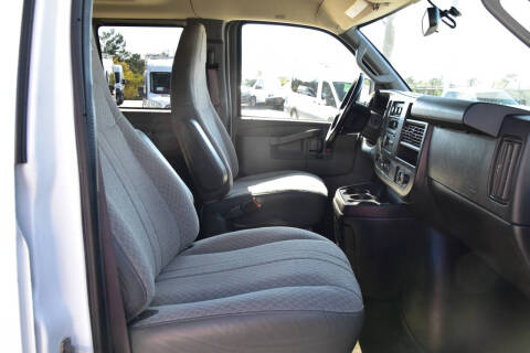 2017 Chevrolet Express LT 3500