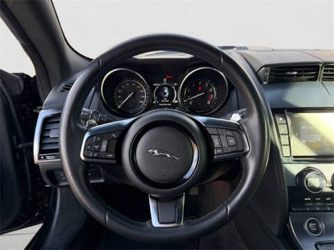 2018 Jaguar F-TYPE 340HP