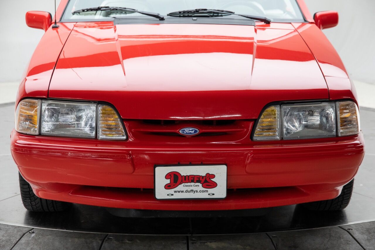 1992 Ford Mustang 30