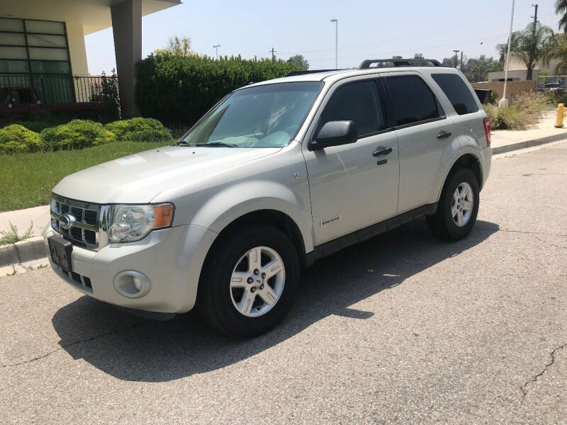 2008 Ford Escape for sale at C & C Auto Sales in Colton CA