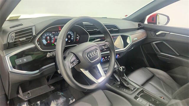 2023 Audi Q3 quattro S line Prem Plus 45 TFSI