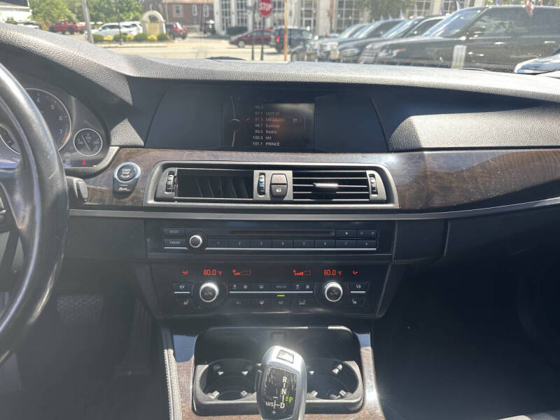 2013 BMW 5 Series 528i xDrive