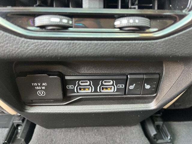 2022 Jeep Grand Cherokee 31