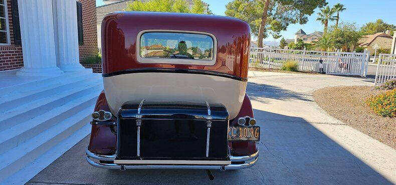 1931 Packard 826 SEDAN