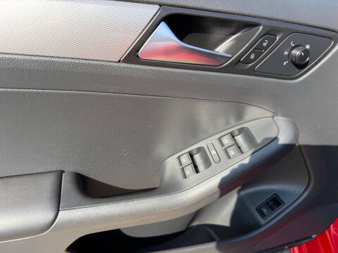 2015 Volkswagen Jetta