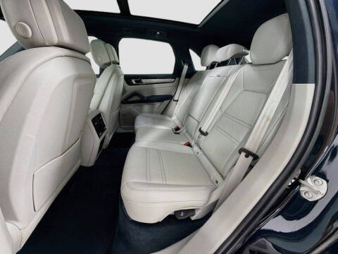2023 Porsche Cayenne