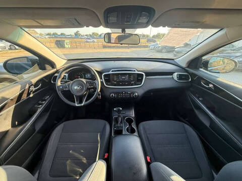 2018 Kia Sorento L