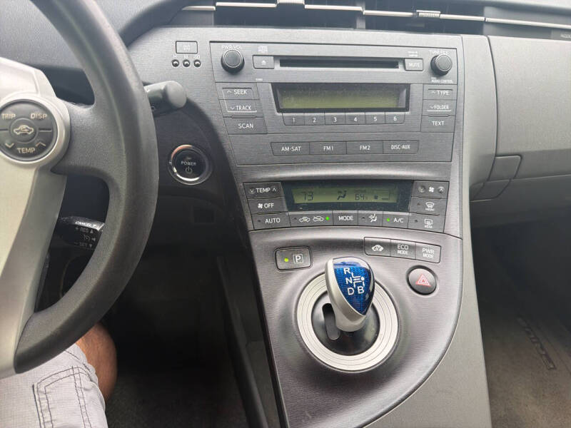 2010 Toyota Prius II
