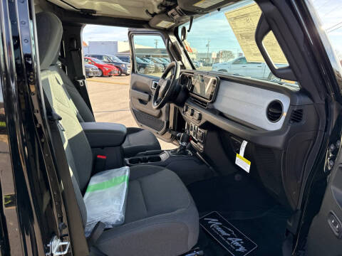 2026 Jeep Gladiator Sport