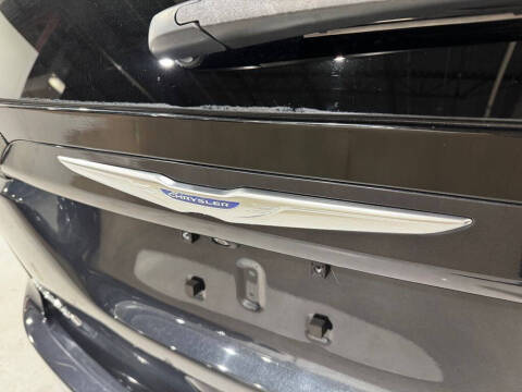 2020 Chrysler Pacifica Touring