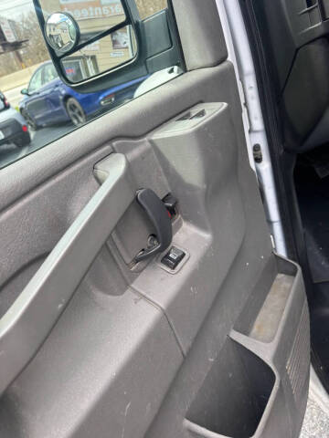 2019 Chevrolet Express 2500