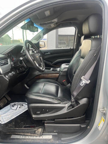 2017 Chevrolet Suburban LT
