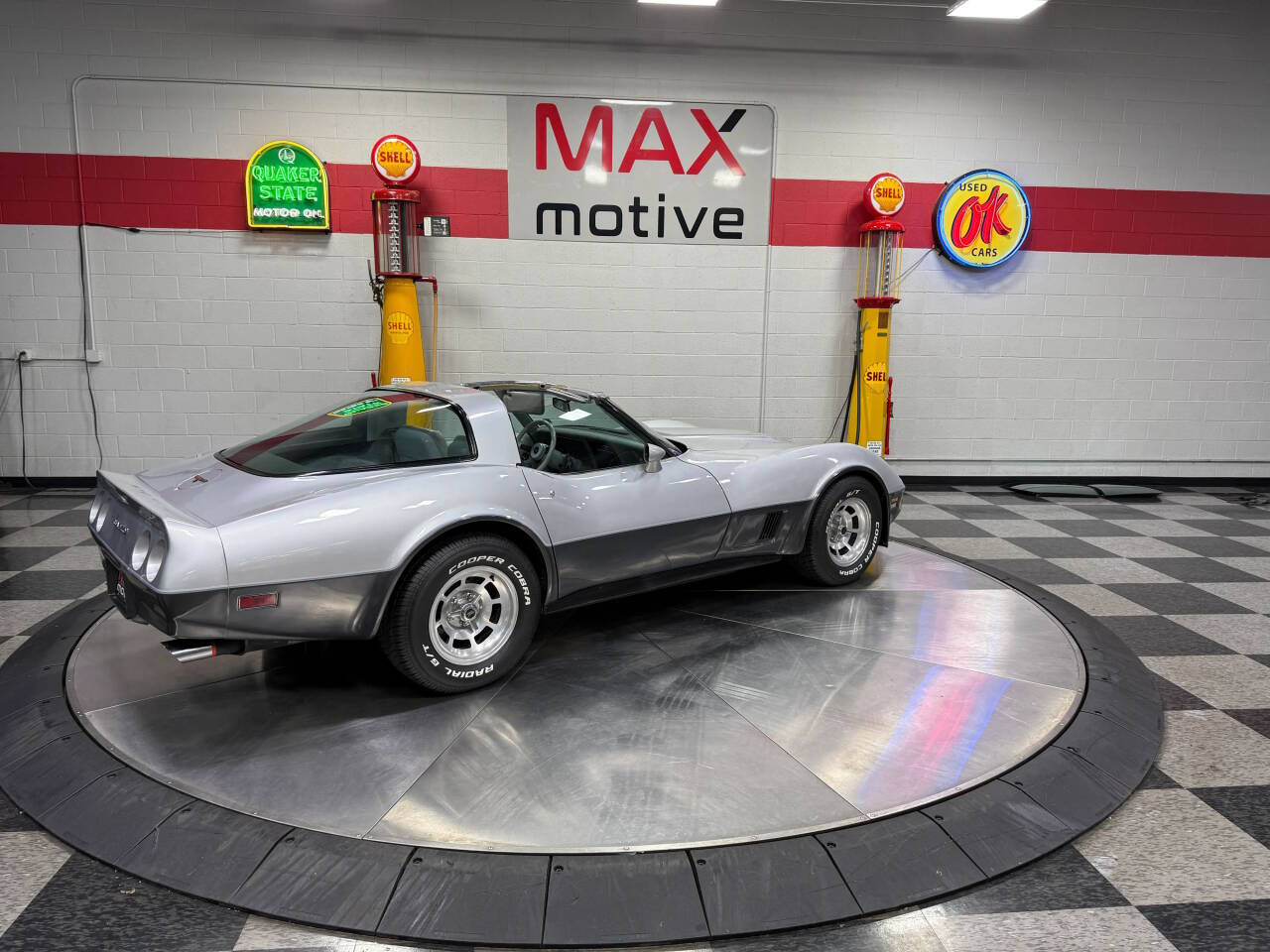1981 Chevrolet Corvette 140