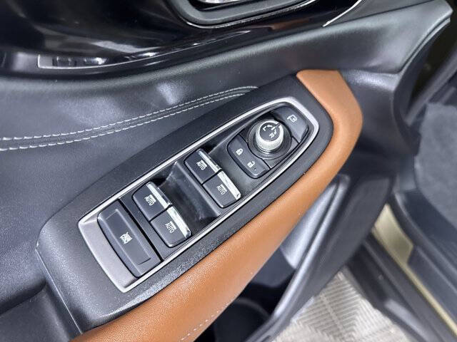 2020 Subaru Outback Touring XT