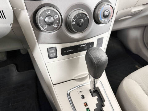 2012 Toyota Corolla LE