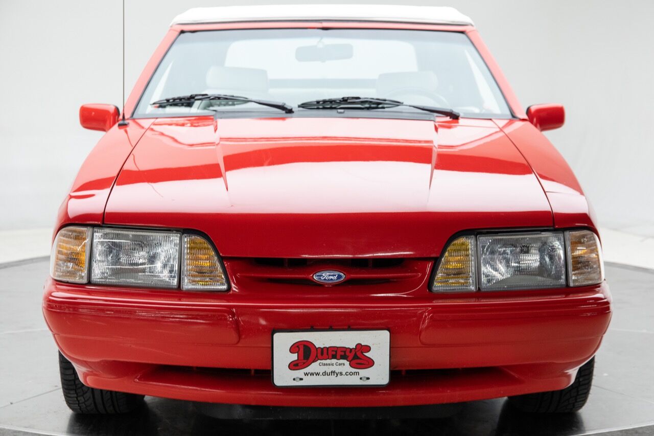 1992 Ford Mustang 31