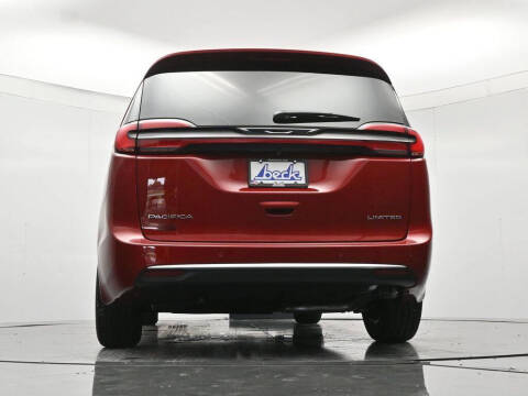 2027 Chrysler Pacifica Limited