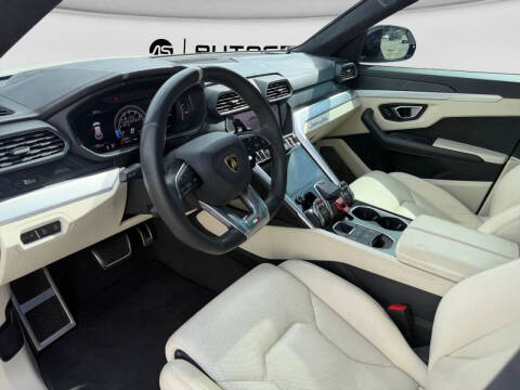 2019 Lamborghini Urus