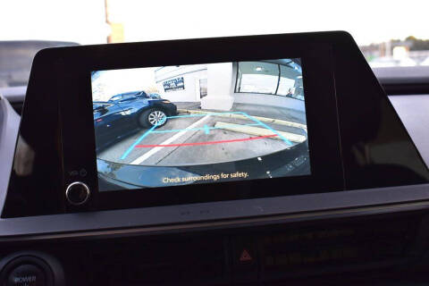 2023 Toyota Prius LE