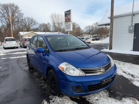 2011 Nissan Versa 1.8 S