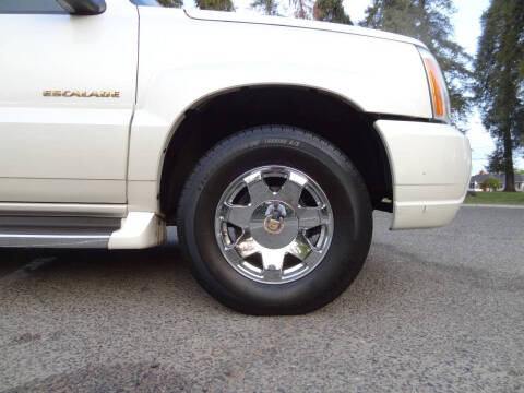 2003 Cadillac Escalade