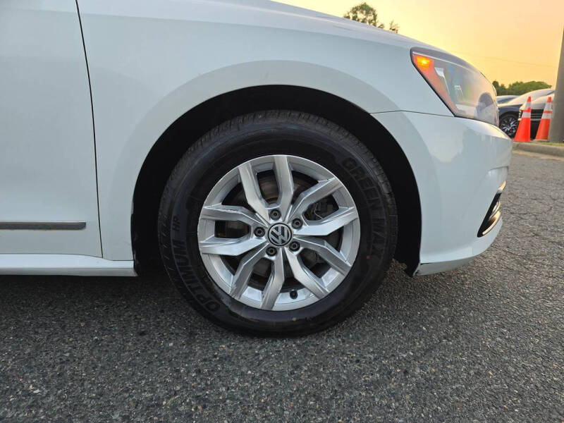 2016 Volkswagen Passat 1.8T S