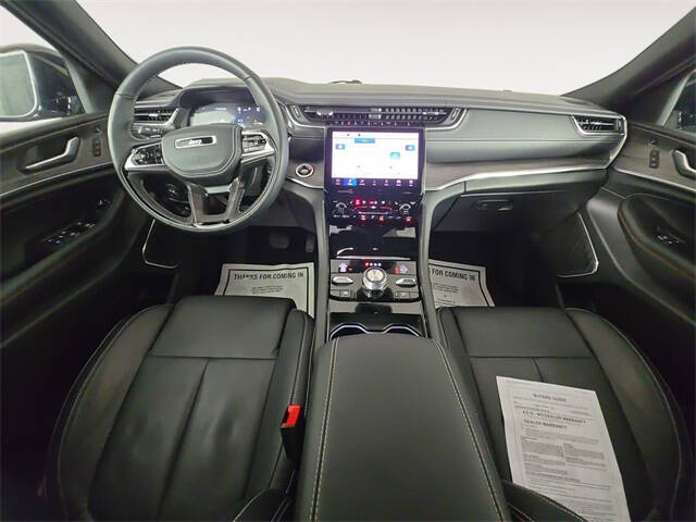 2025 Jeep Grand Cherokee L Overland