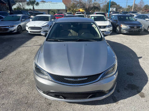 2015 Chrysler 200 C