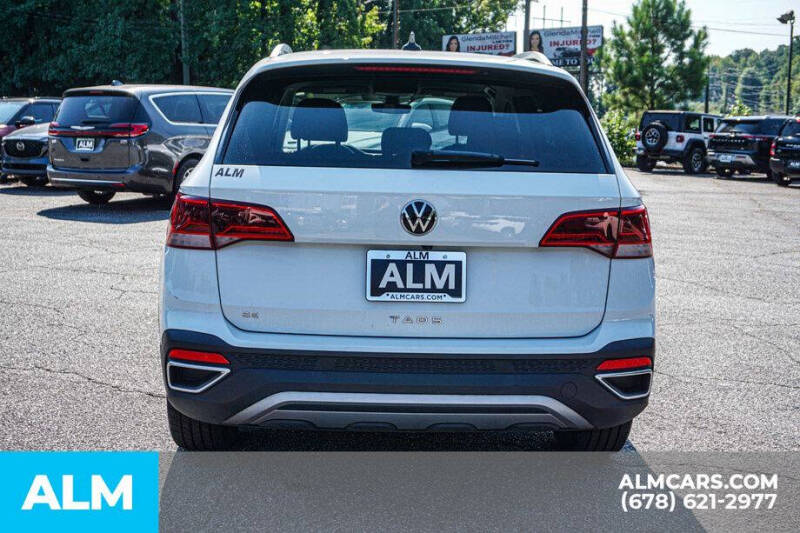 2024 Volkswagen Taos SE