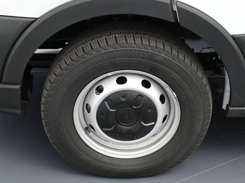 2025 Ford Transit 250