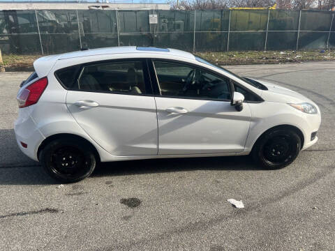 2016 Ford Fiesta SE