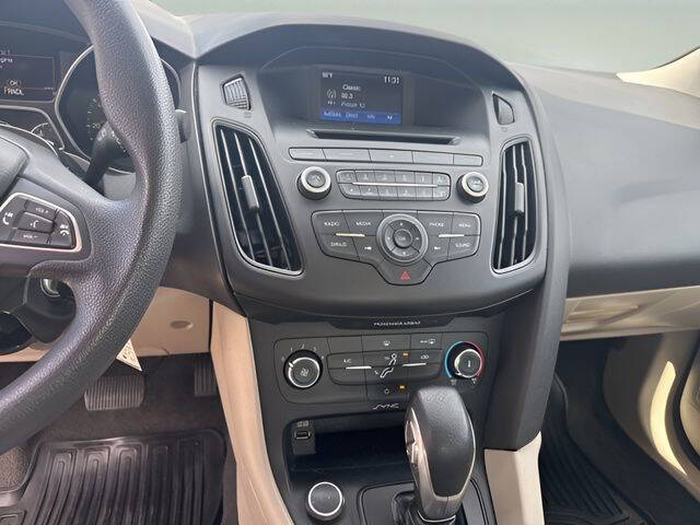 2017 Ford Focus SE