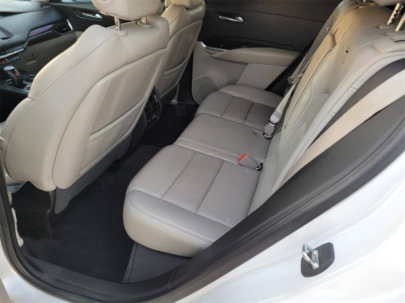 2019 Cadillac XT4 Premium Luxury