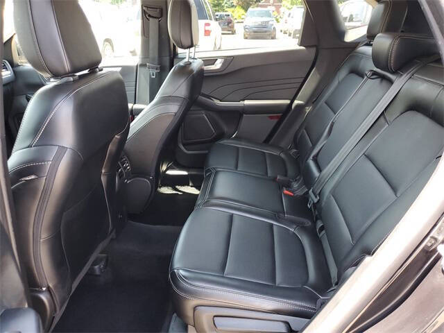 2023 Ford Escape Platinum