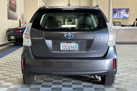 2014 Toyota Prius v