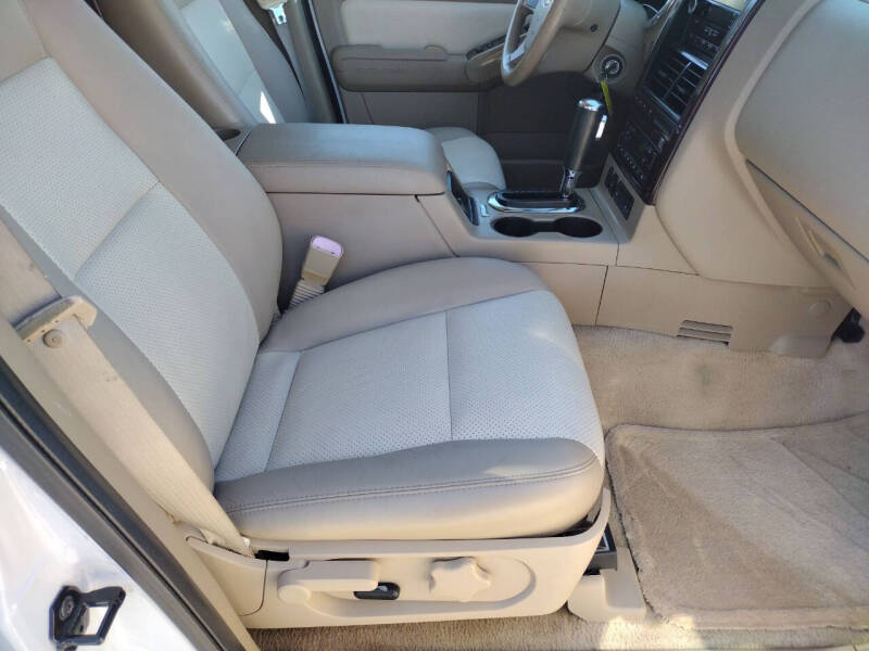 2010 Ford Explorer Limited