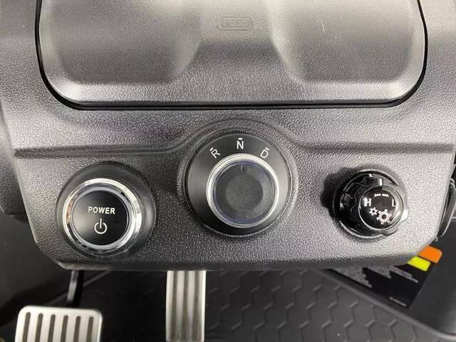 2025 Evolution MAVERICK 4 PLUS