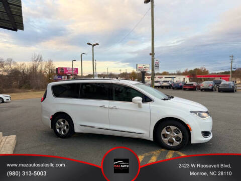 2017 Chrysler Pacifica Touring-L Plus