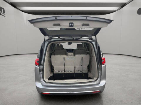 2021 Chrysler Pacifica Hybrid Touring L