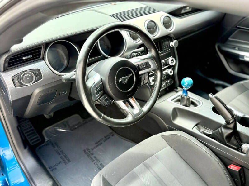 2019 Ford Mustang