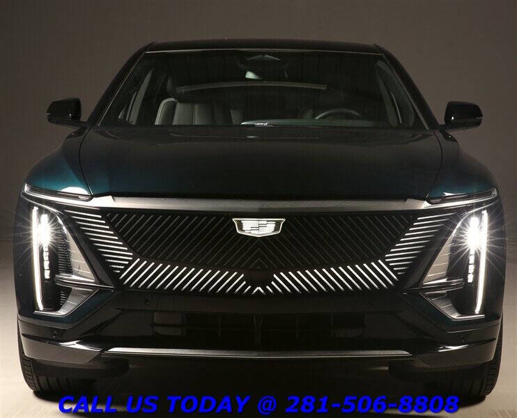 2024 Cadillac LYRIQ Tech