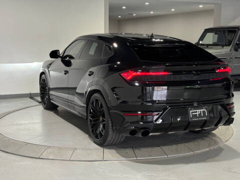 2025 Lamborghini Urus SE