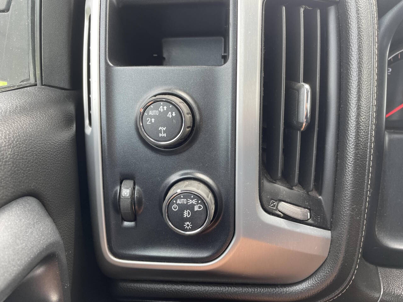 2014 GMC Sierra 1500 for sale at Twin Cities Auctions in Elk River, MN