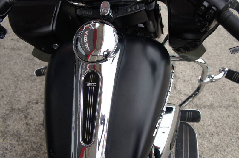 2017 Harley-Davidson Road Glide Special