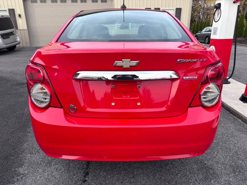 2016 Chevrolet Sonic LT Manual