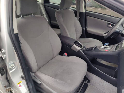 2014 Toyota Prius Plug-in Hybrid