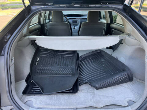 2012 Toyota Prius Two