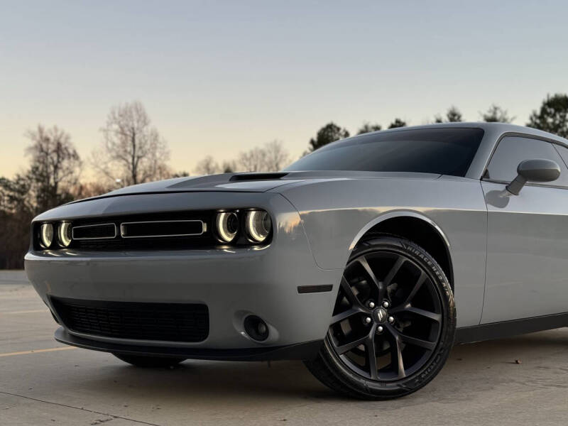 2020 Dodge Challenger SXT