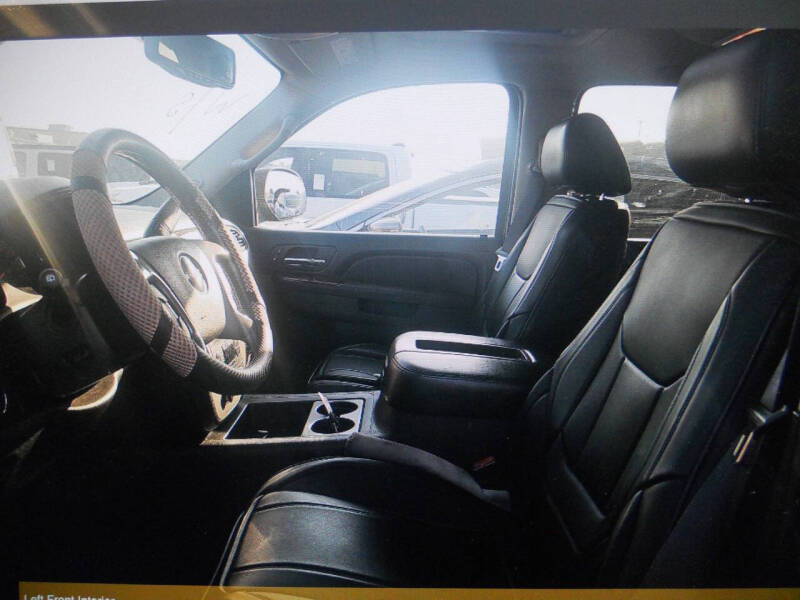 2011 GMC Yukon XL SLT